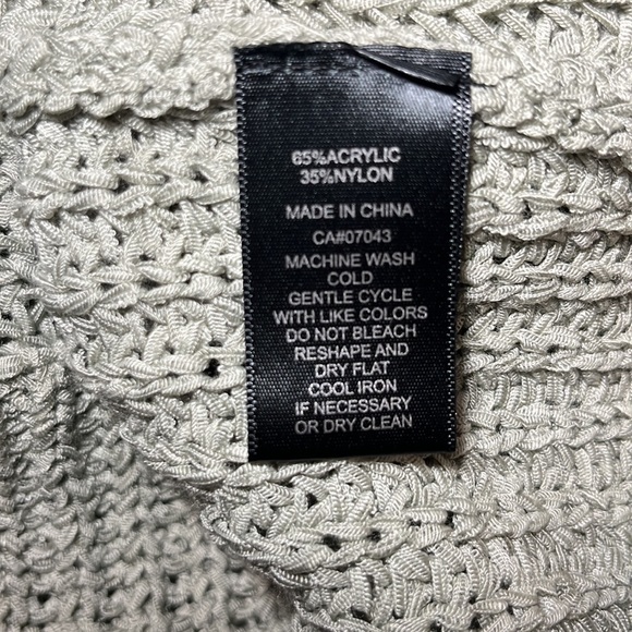 Knit Top - Picture 4 of 4